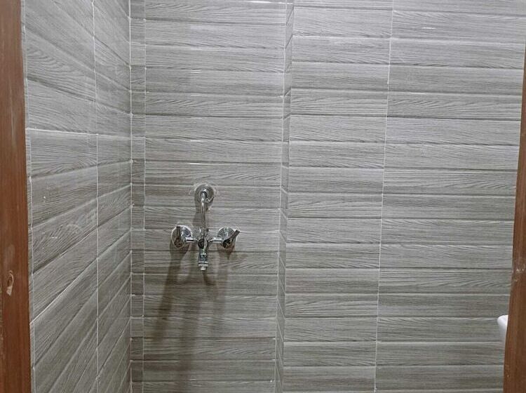 Fabhotel Shaurya Inn