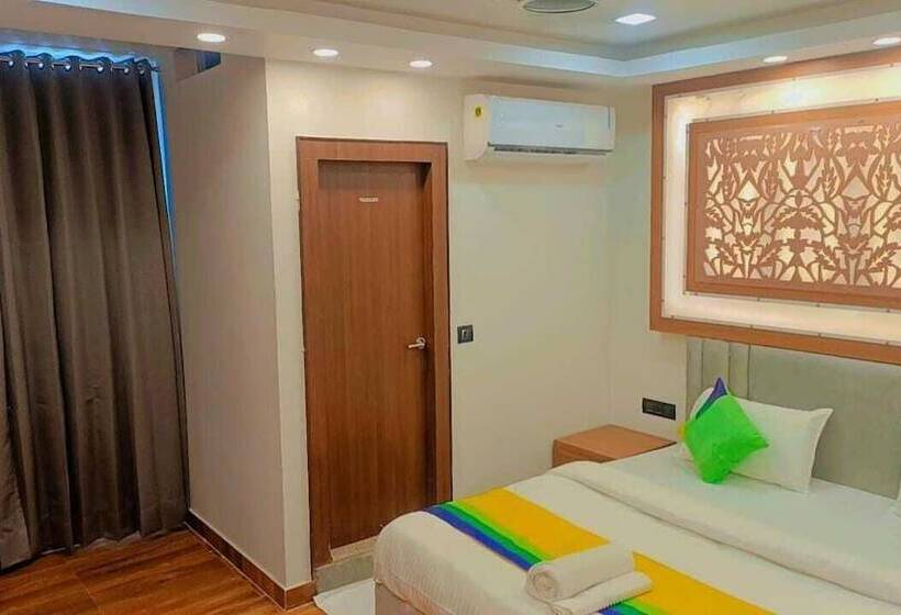 Fabhotel Shaurya Inn