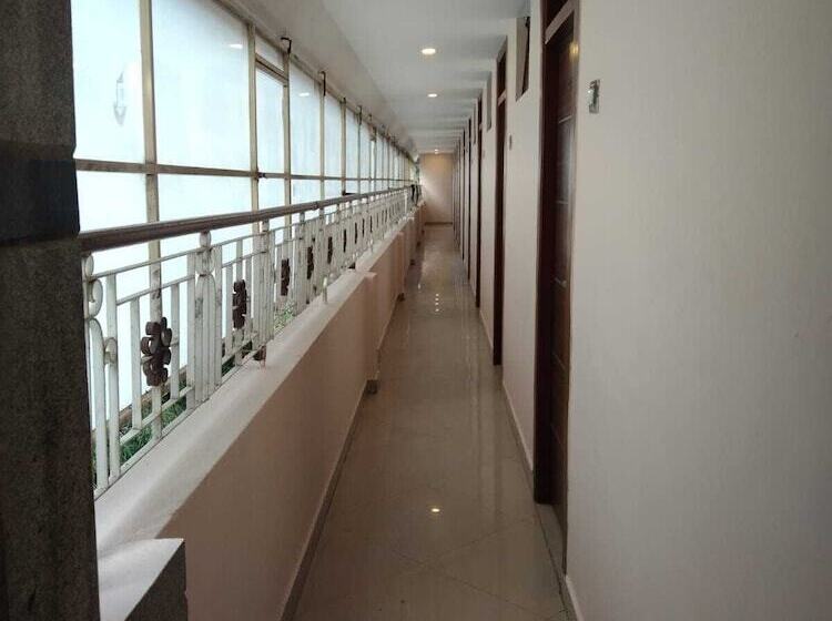 בית מלון כפרי Sri Sai Comforts