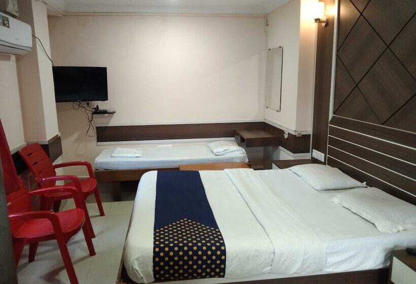 בית מלון כפרי Sri Sai Comforts