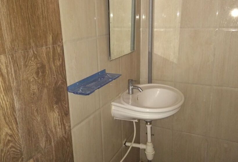 בית מלון כפרי Sri Sai Comforts