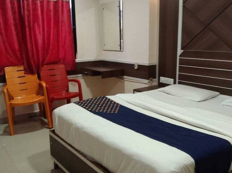 בית מלון כפרי Sri Sai Comforts