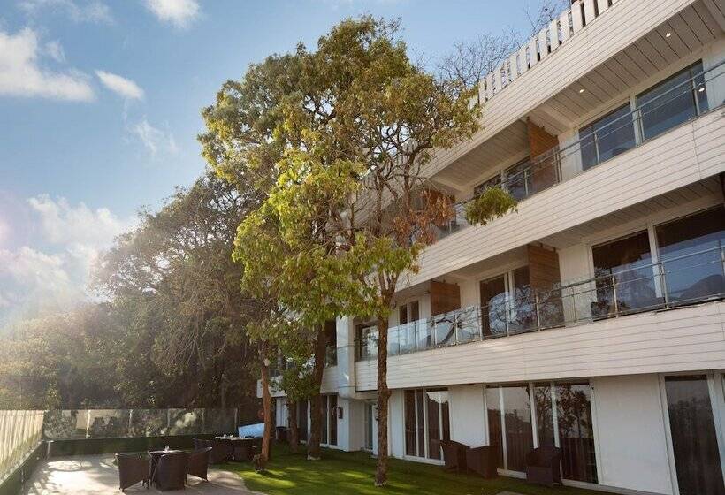 Hotel Yashshree Mussoorie Mall Road