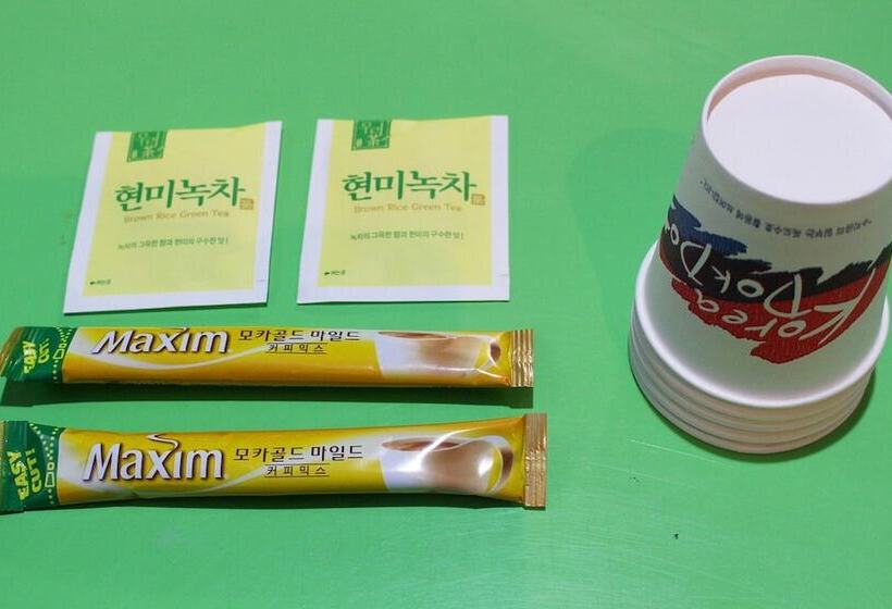 فندق على الطريق Gumi Okgye Zen