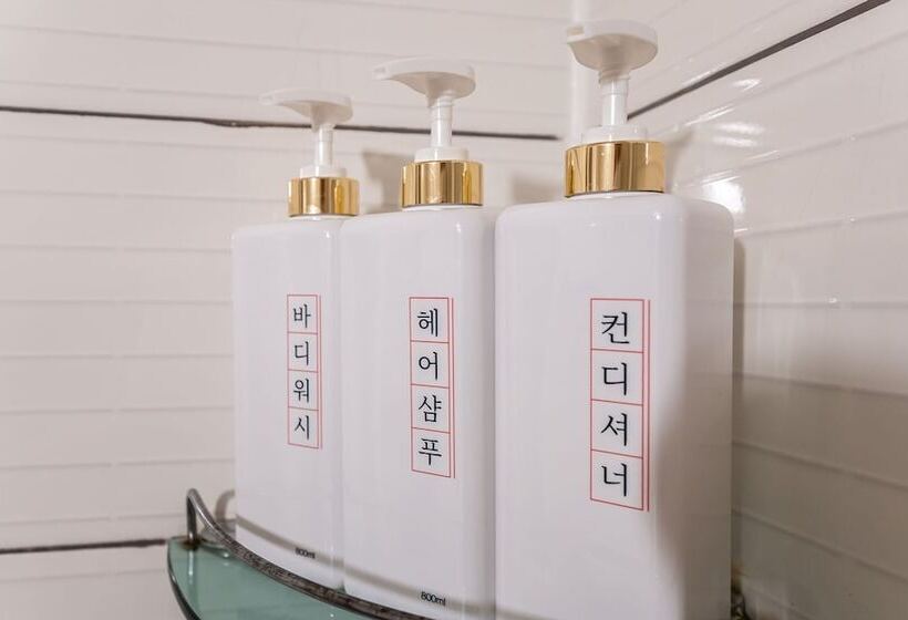 Motel Suwon City Hall Station Tumi