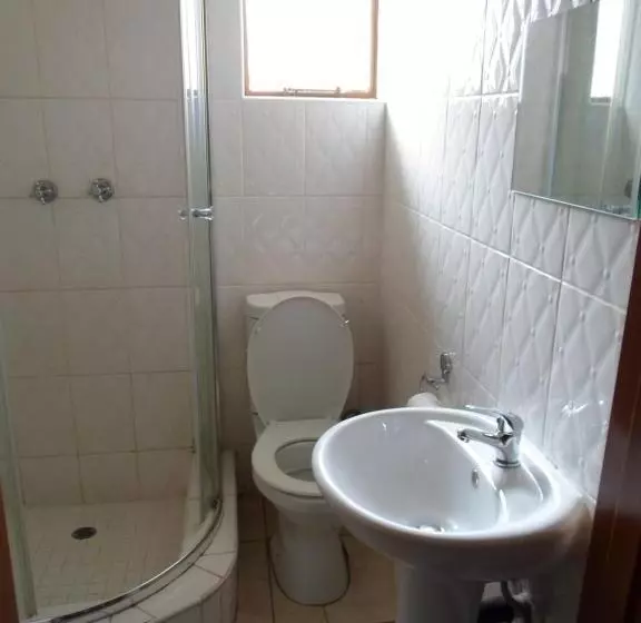 پانسیون Hardrock Guest House