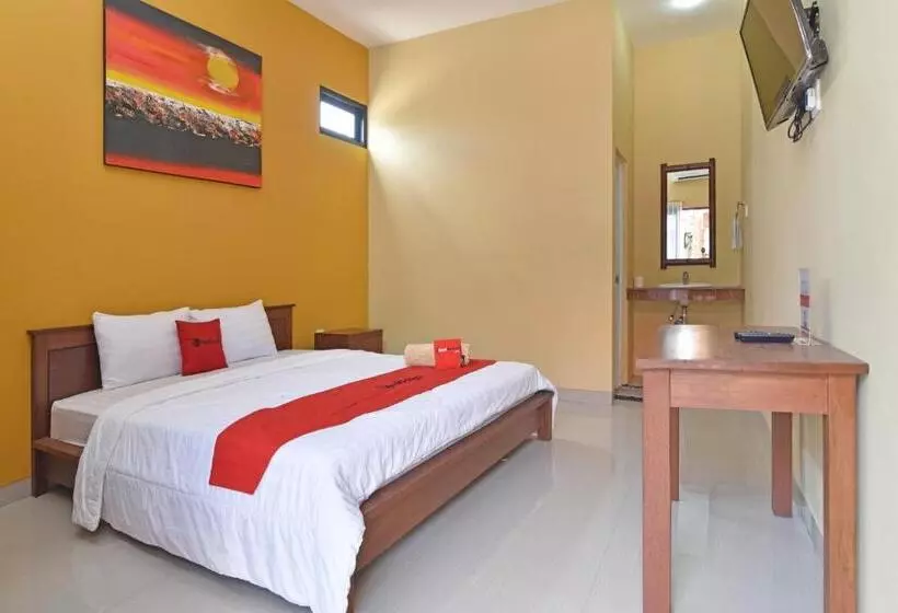 پانسیون Reddoorz @ Uluwatu Bali