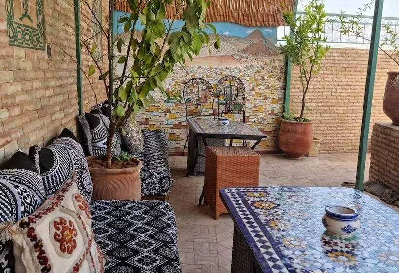 پانسیون Riad Fes Touria Palace