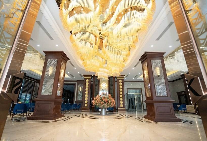 استراحتگاه Cua Dong Luxury