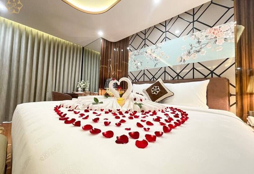 استراحتگاه Cua Dong Luxury