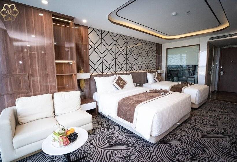 استراحتگاه Cua Dong Luxury