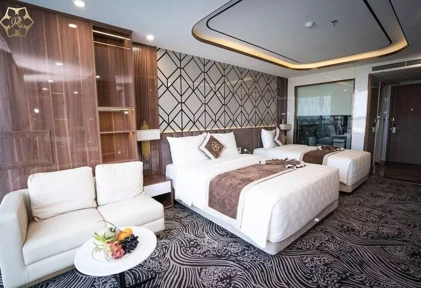 استراحتگاه Cua Dong Luxury