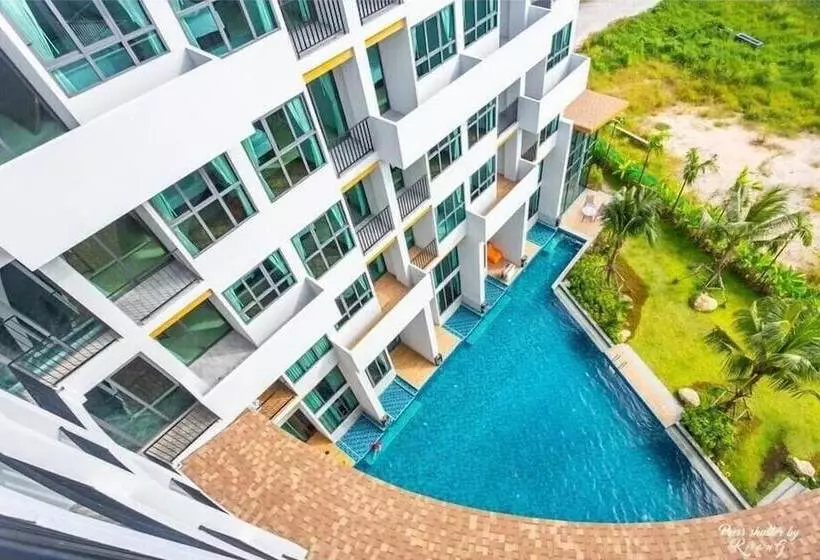 Atom Phuket Hotel  Sha Plus
