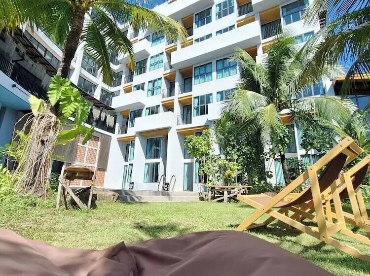 Atom Phuket Hotel  Sha Plus