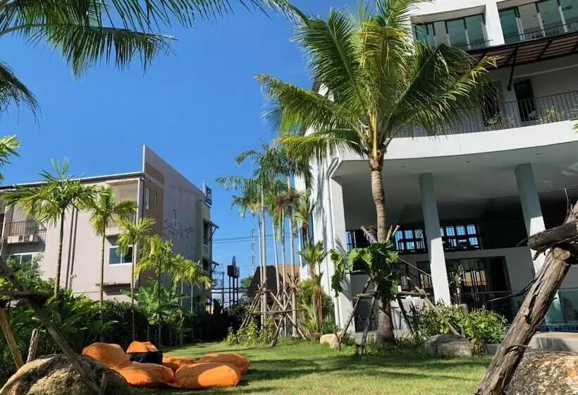 Atom Phuket Hotel  Sha Plus