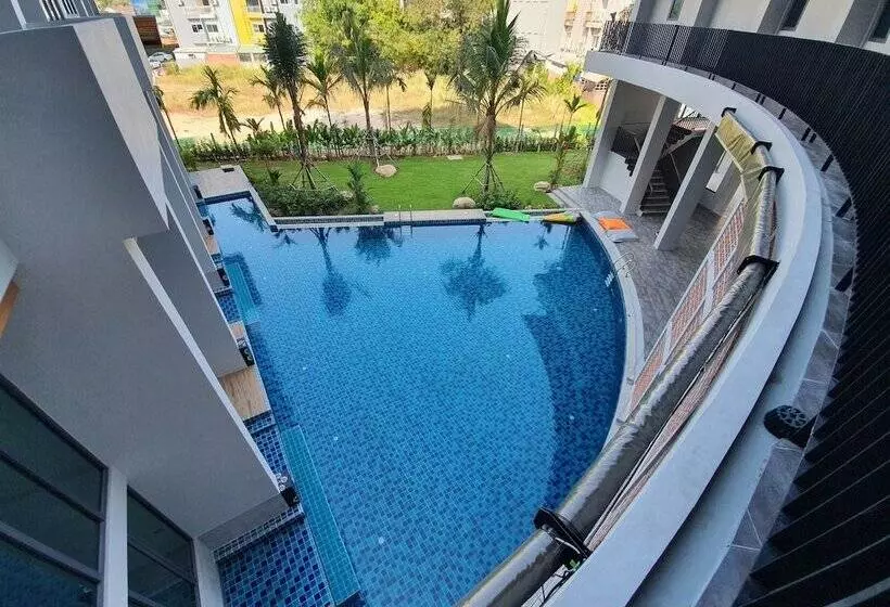 Atom Phuket Hotel  Sha Plus