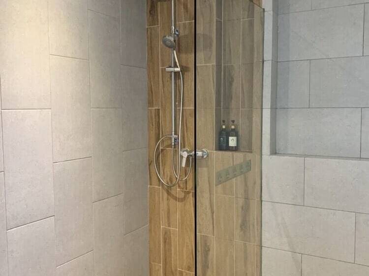 Atom Phuket Hotel Sha Plus