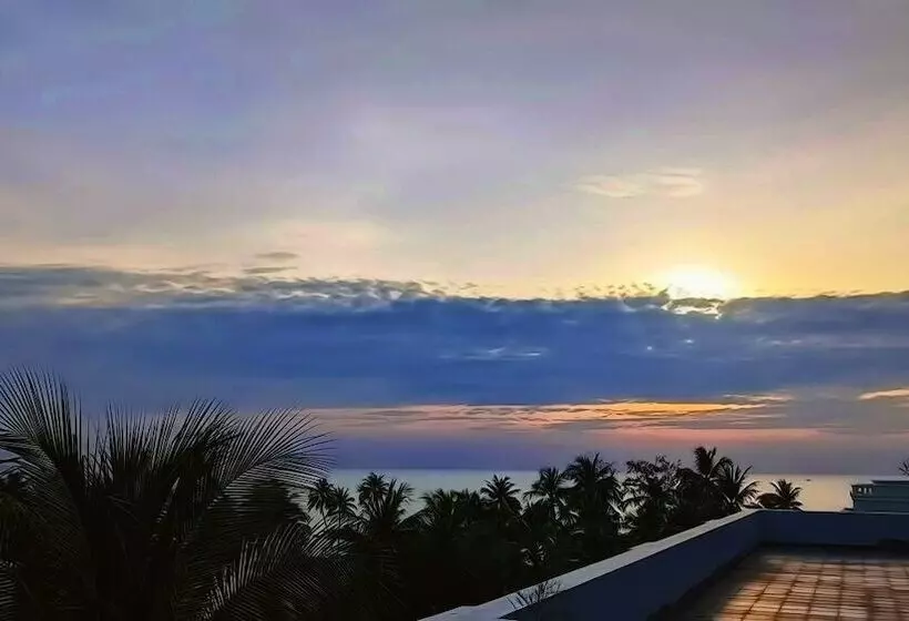 هتل Anna Beach Phu Quoc