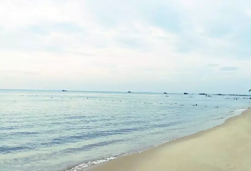هتل Anna Beach Phu Quoc
