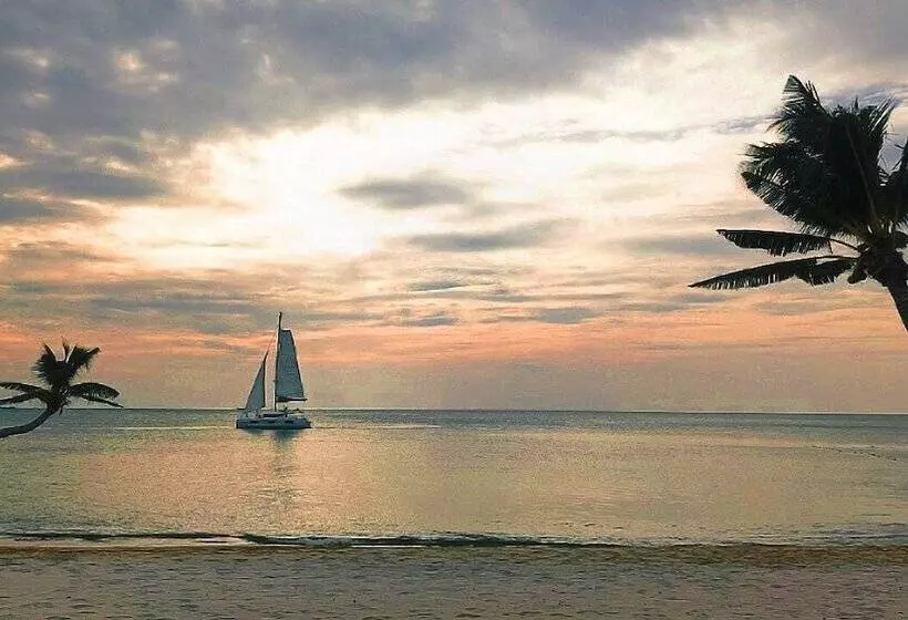هتل Anna Beach Phu Quoc