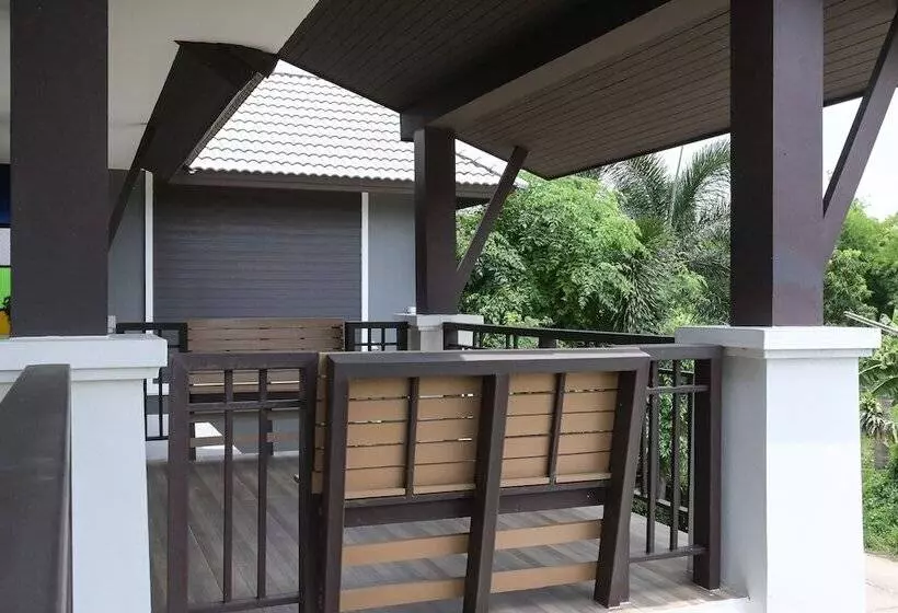 Hotelli Baan Kiengtawan