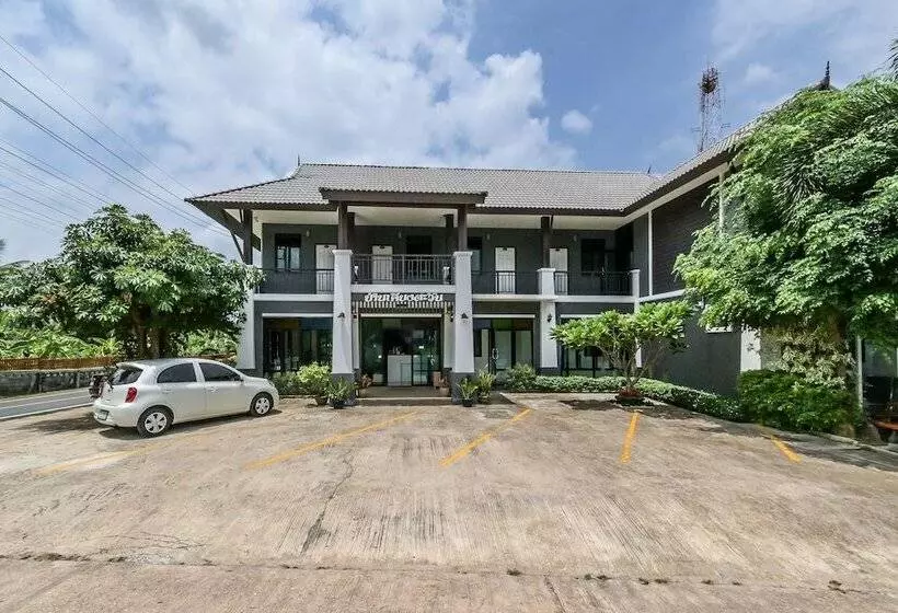 Hotelli Baan Kiengtawan