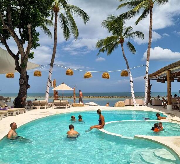 فندق Elephant Beach Club & Resort Samui