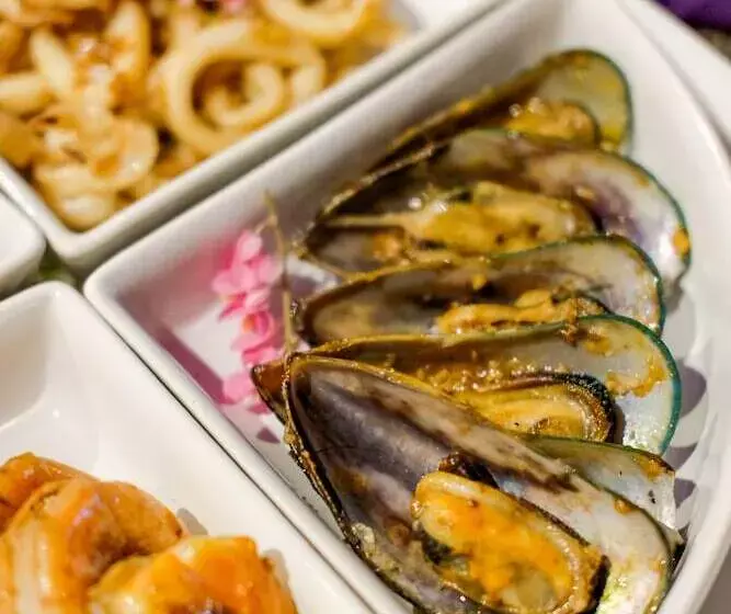 Hotelli Elephant Beach Club & Resort Samui