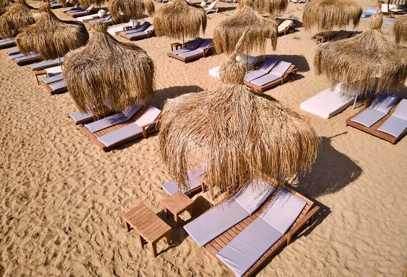 هتل Long Beach Villas