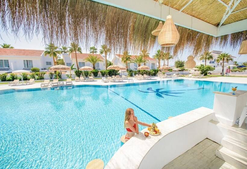 هتل Long Beach Villas