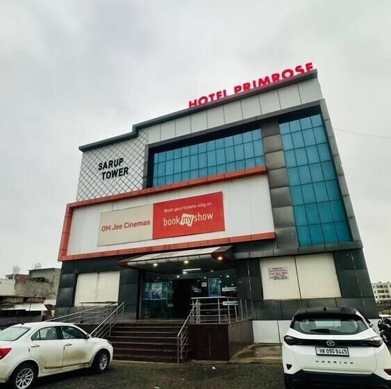 בית מלון כפרי Primrose   Patiala