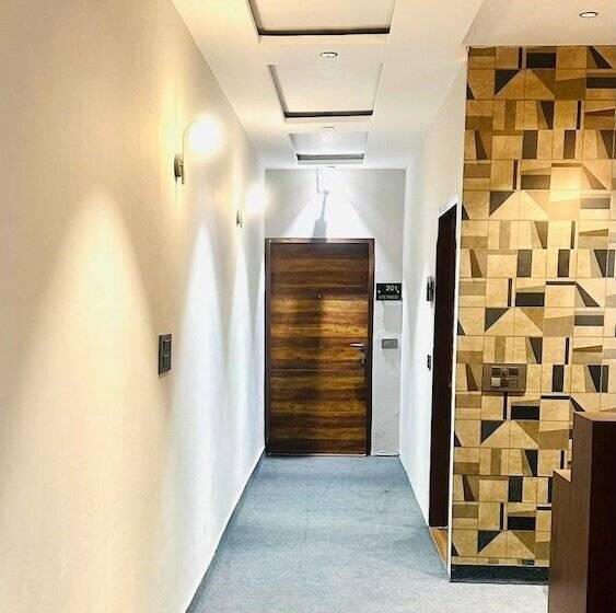 בית מלון כפרי Primrose   Patiala