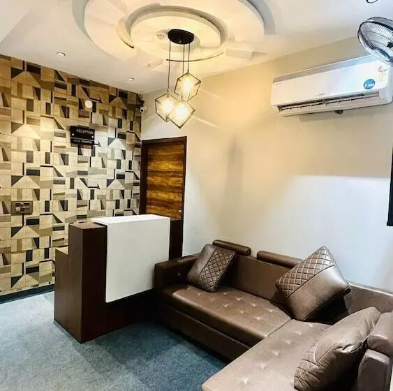 Hotelli Primrose   Patiala