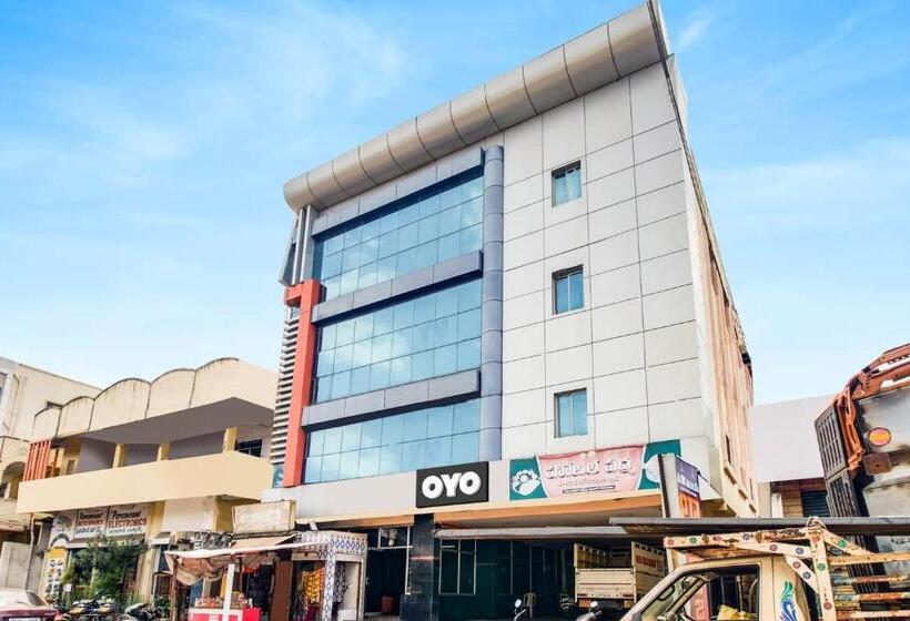 ホテル O Sir Vr Sairam Lodge