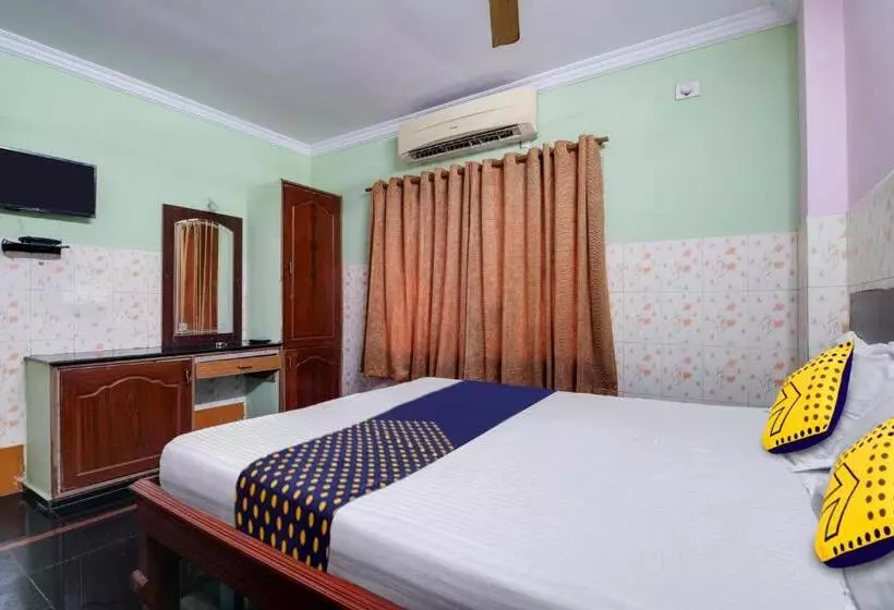 Hotelli O Sir Vr Sairam Lodge