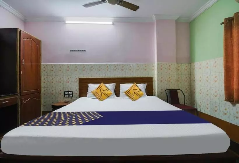 Hotelli O Sir Vr Sairam Lodge