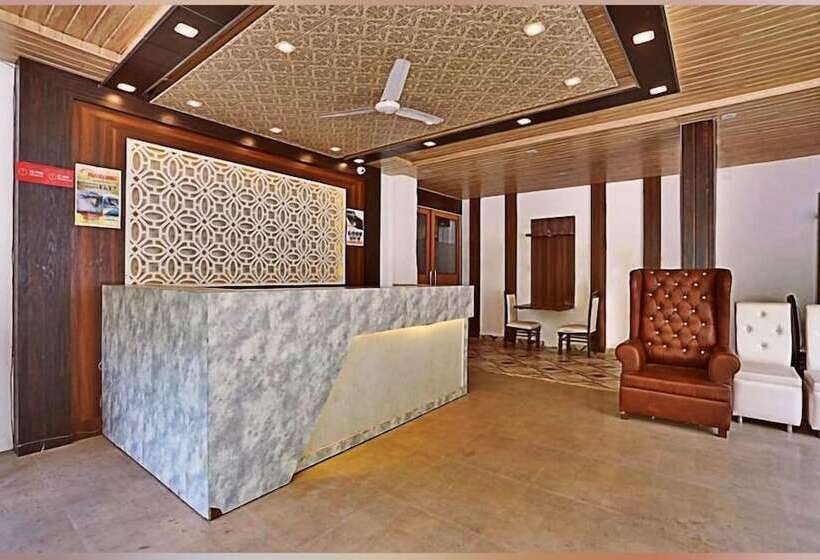 Hotel The Neer Budha