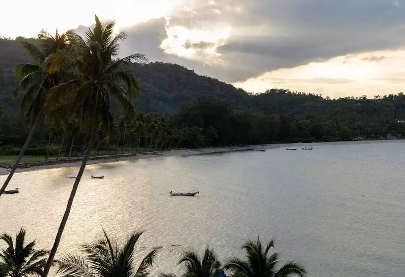 Hotelli X Sea Khanom Harbor Bay Resort