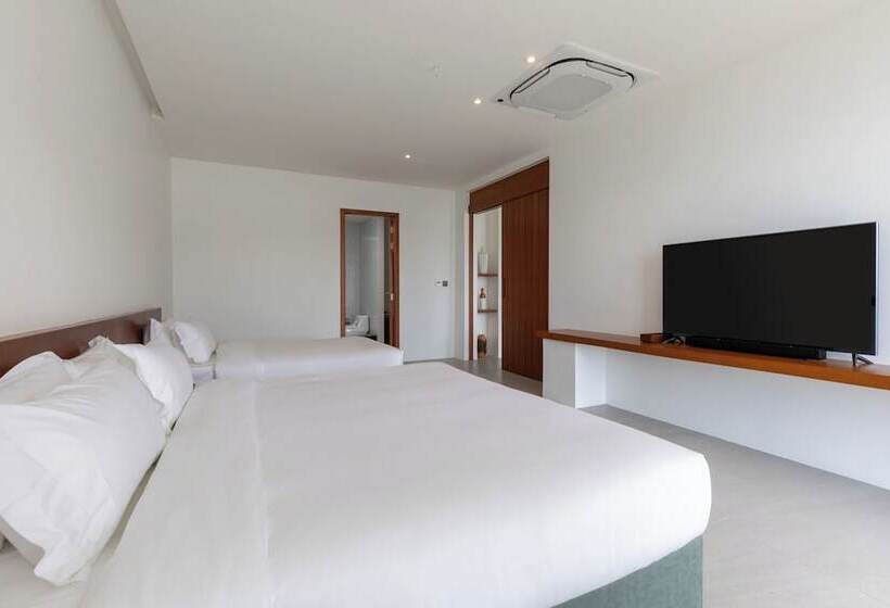 Szálloda X Sea Khanom Harbor Bay Resort