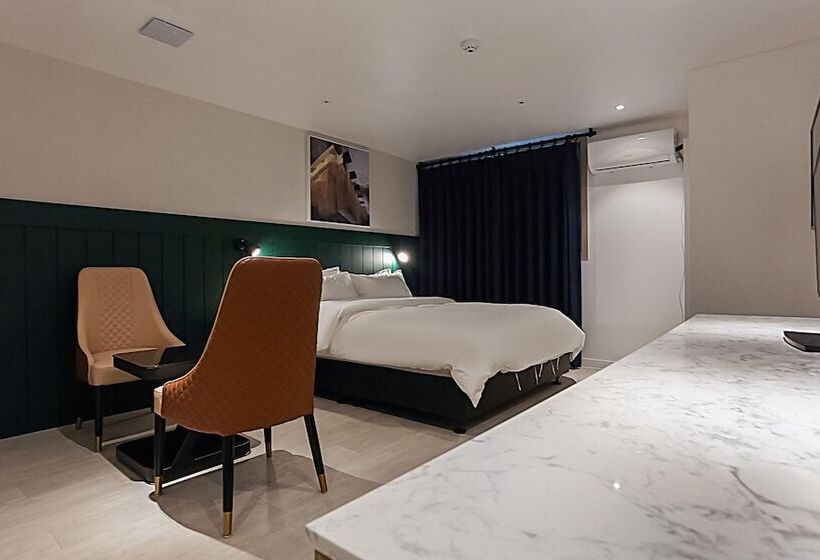 Motel Anseong Hotel Ruem