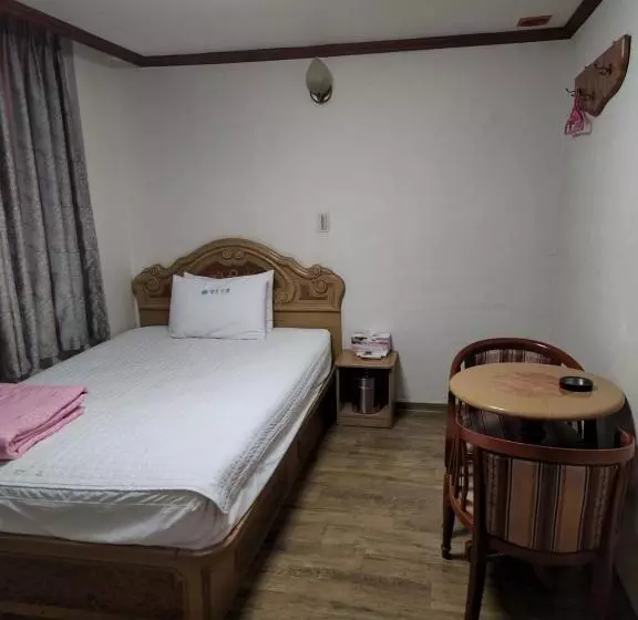 Daeho Motel