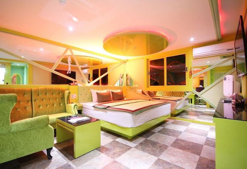 汽车旅馆  Busan Geumsadong V1