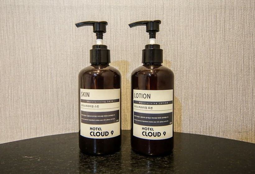 مُتل Busan Moonhyeondong Cloud Nine