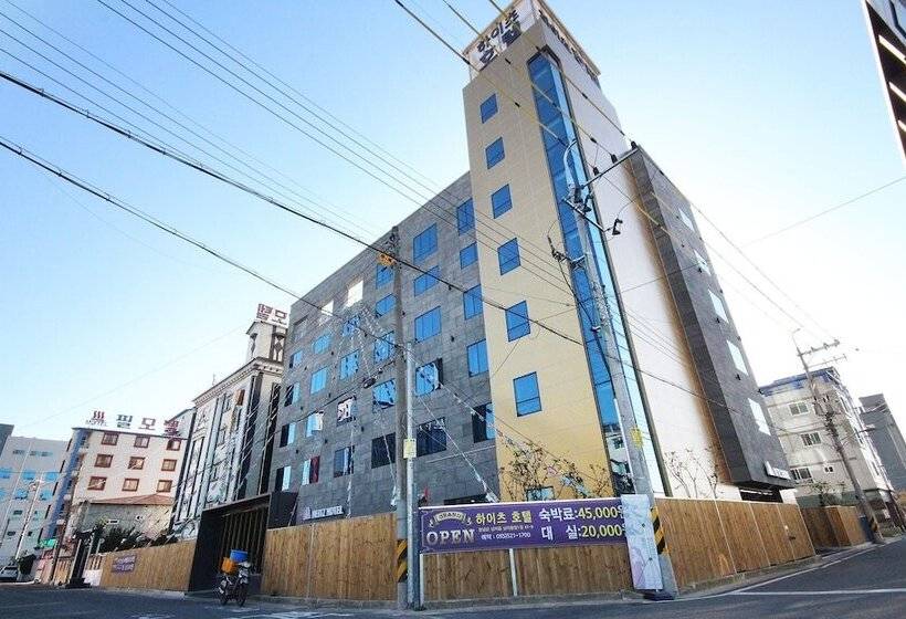 Мотель Changyeong Namji Heitz