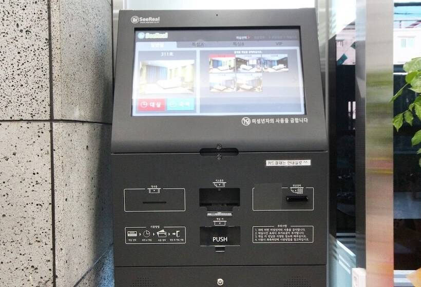 Мотель Changyeong Namji Heitz