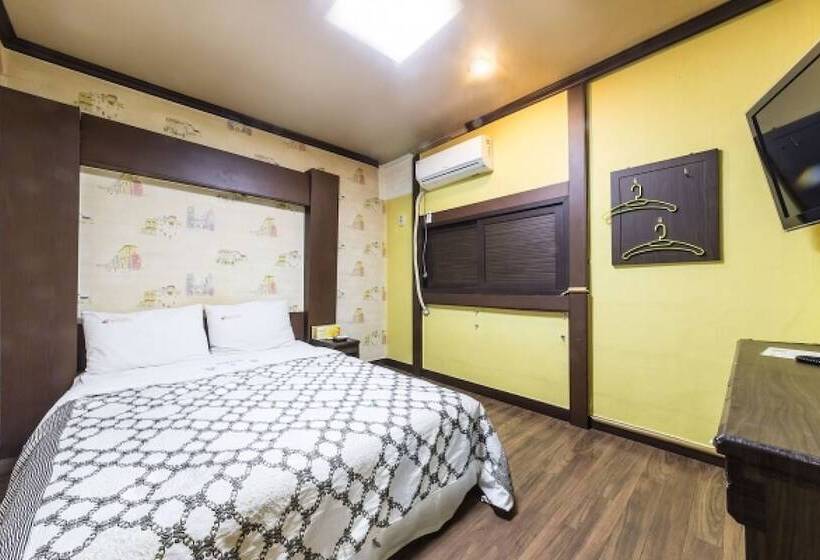 Motel Chuncheon Metro