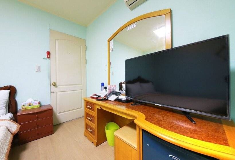 Motel Chuncheon Metro