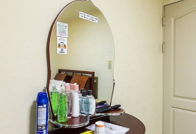 Motel Chuncheon Metro