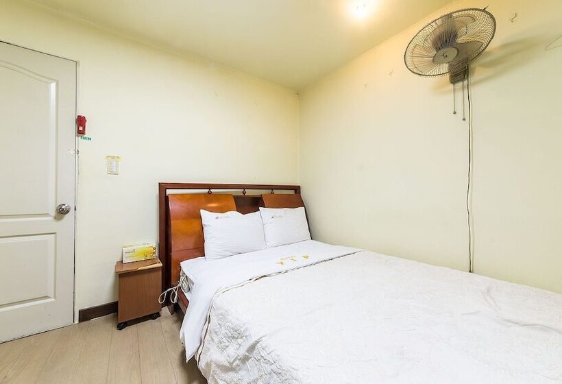 Motel Chuncheon Metro