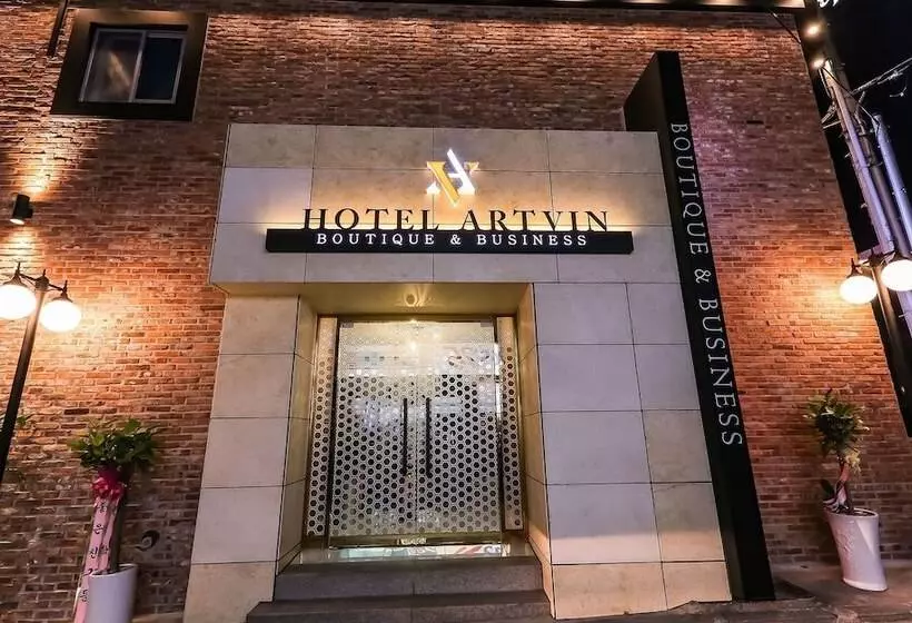 Motelli Daejeon Jungri Hotel Art Bin